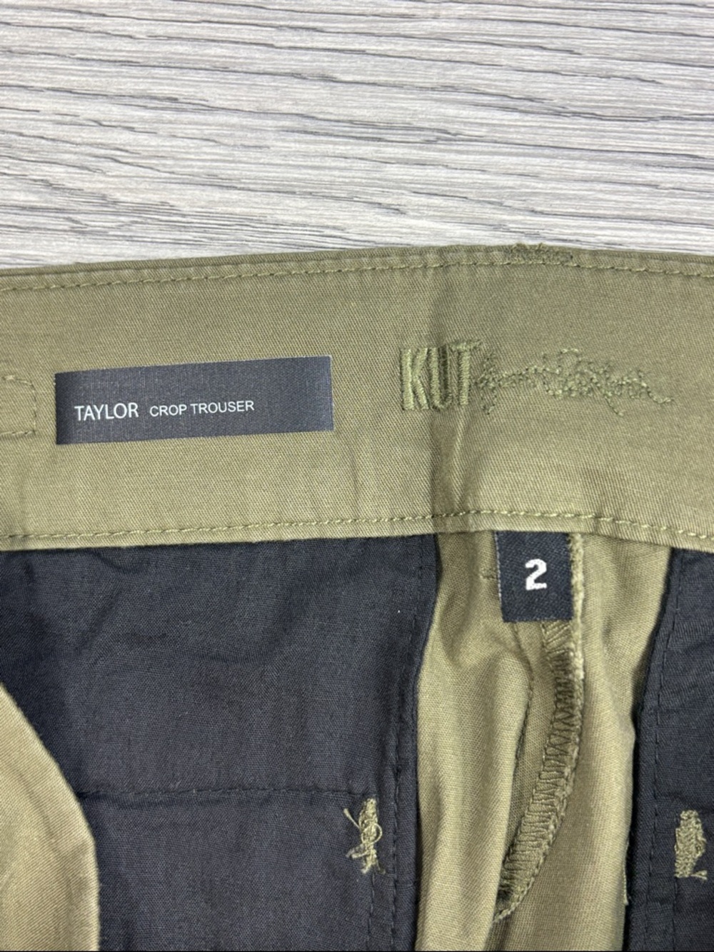 KUT from the Kloth Taylor Crop Trouser - size 2 NWT - Picture 7 of 8